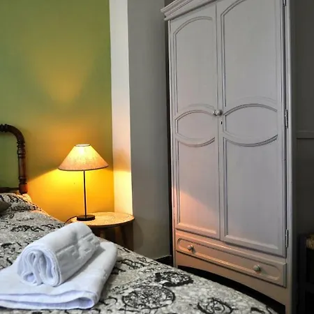 Daire Royal Centro De *