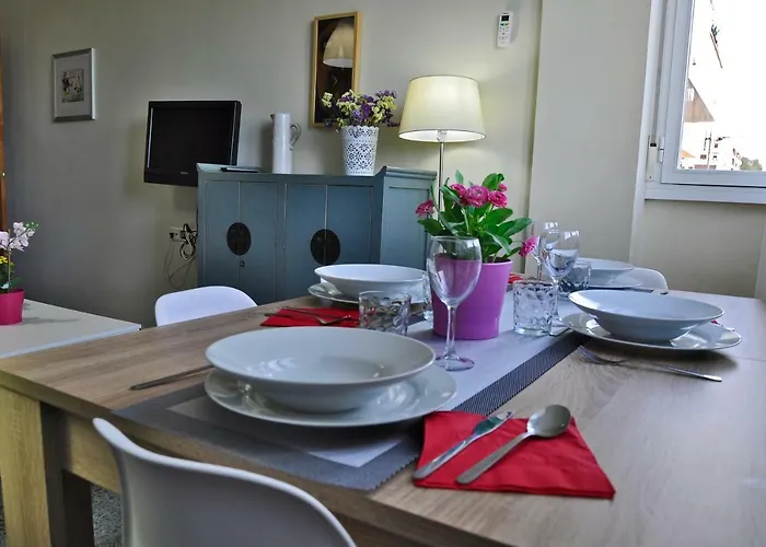 Royal Centro De * Ronda